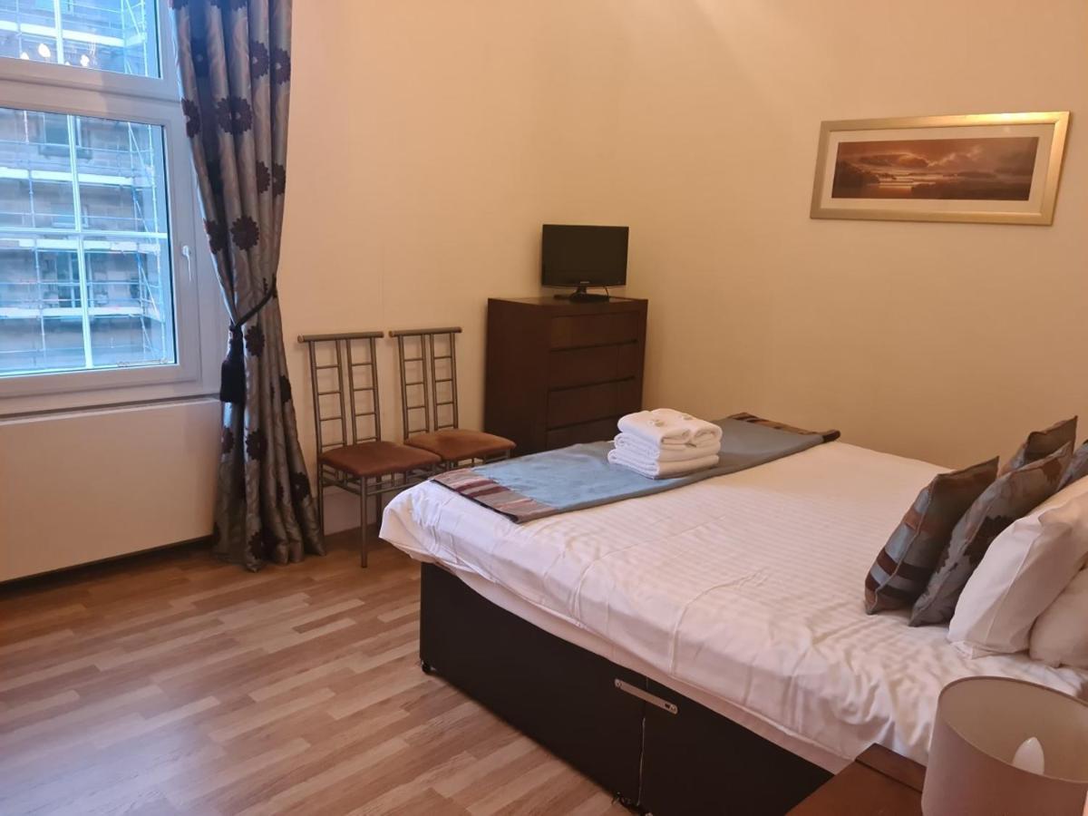 Parliament Square - Royal Mile Apartment Единбург Екстериор снимка